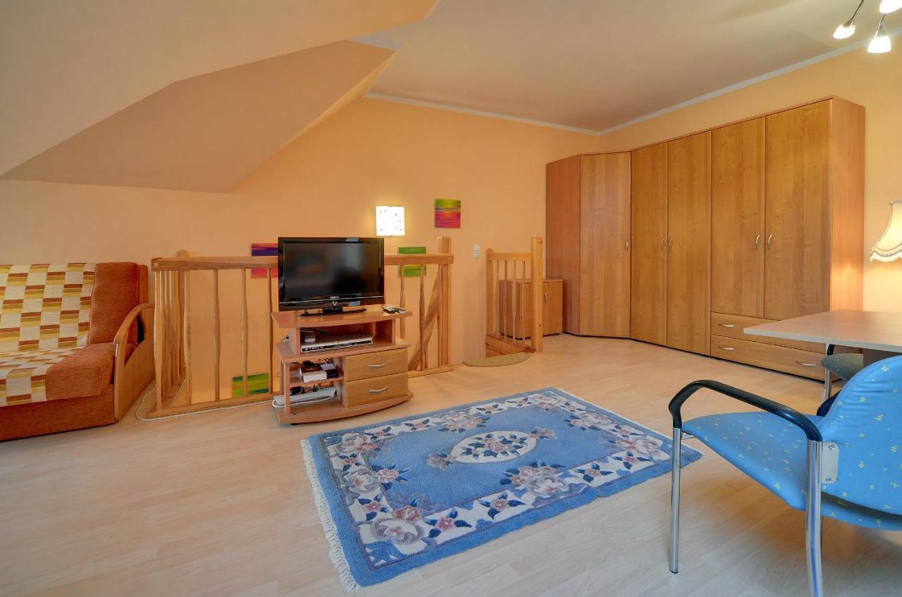 Zolty Apartament Sun Seasons 24 W Karpaczu Z Balkonem By Noclegi Renters Extérieur photo